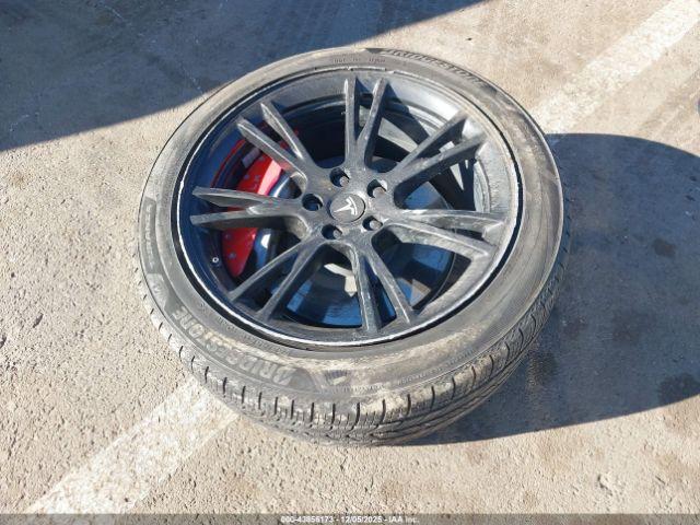 Tesla Model Y Long Range Dual Motor All-wheel Drive Image 11