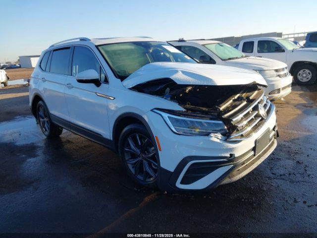  Salvage Volkswagen Tiguan