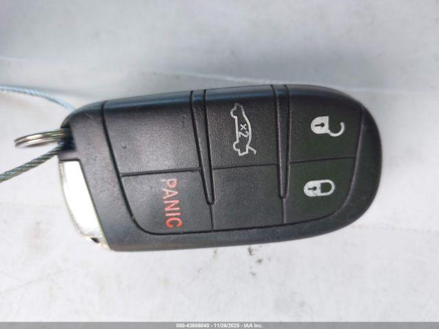 Chrysler 300 Image 7