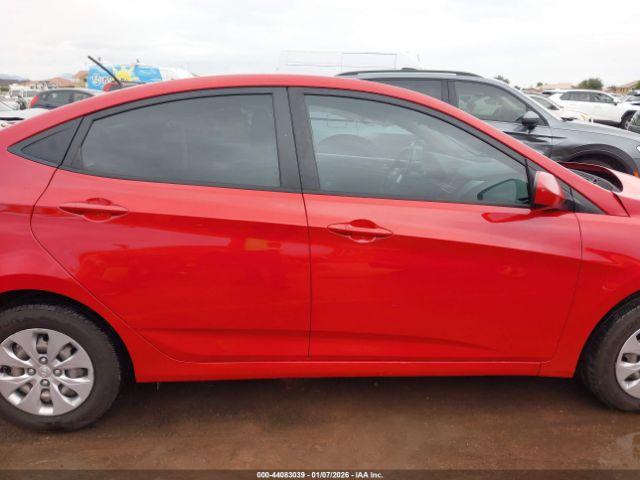 Hyundai ACCENT Gls Image 17