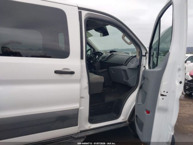 Ford Transit Xlt Image 13