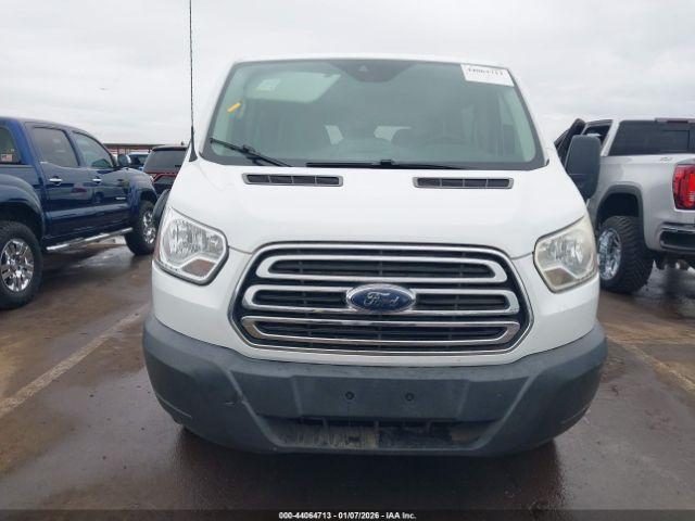 Ford Transit Xlt Image 9