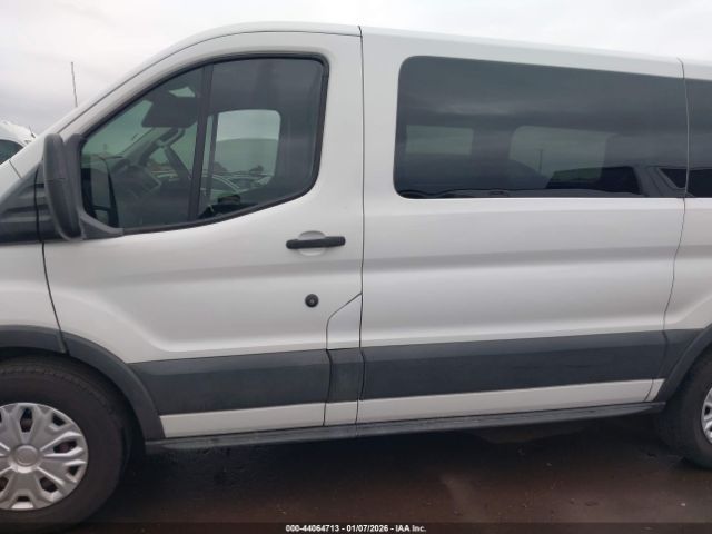 Ford Transit Xlt Image 16