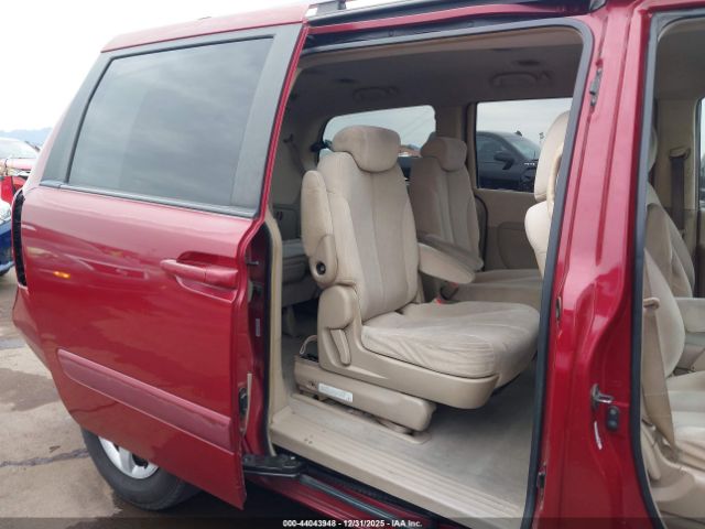 Kia Sedona Lx Image 10