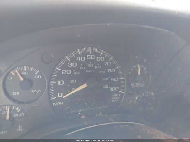 Chevrolet Express Image 7