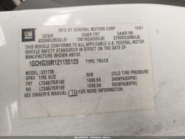 Chevrolet Express Image 9