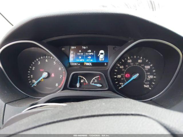 Ford Focus Se Image 8