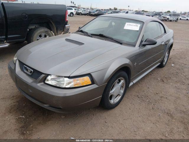 Ford Mustang Image 3