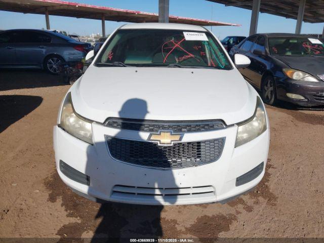 Chevrolet Cruze Lt Image 7