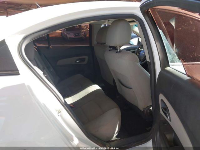 Chevrolet Cruze Lt Image 9