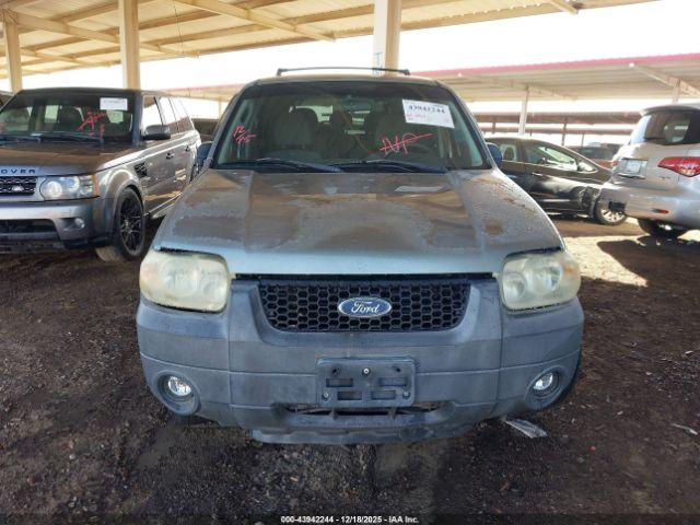 Ford Escape Xlt Image 3