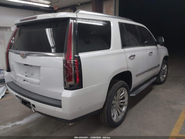 Cadillac Escalade Luxury Image 19