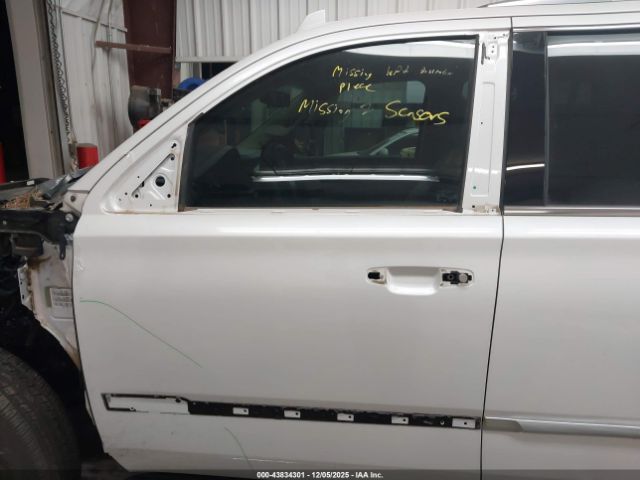 Cadillac Escalade Luxury Image 16