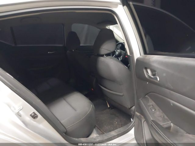 Nissan Altima 2.5 S Image 8