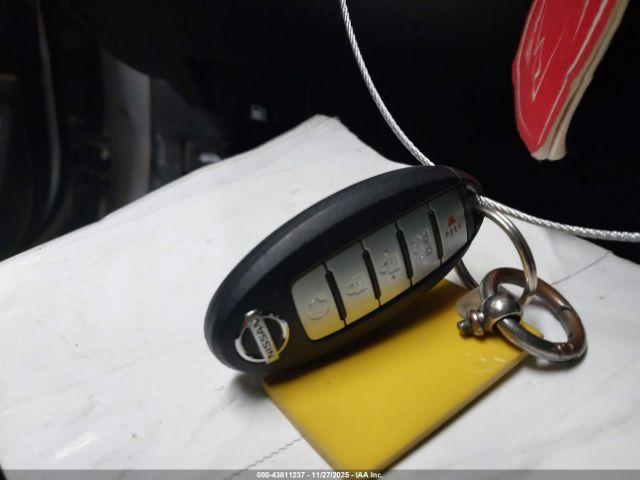 Nissan Altima 2.5 S Image 9