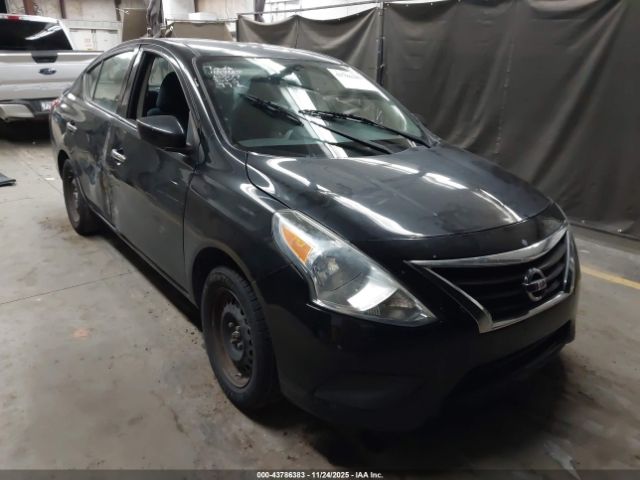 Nissan Versa Image 1