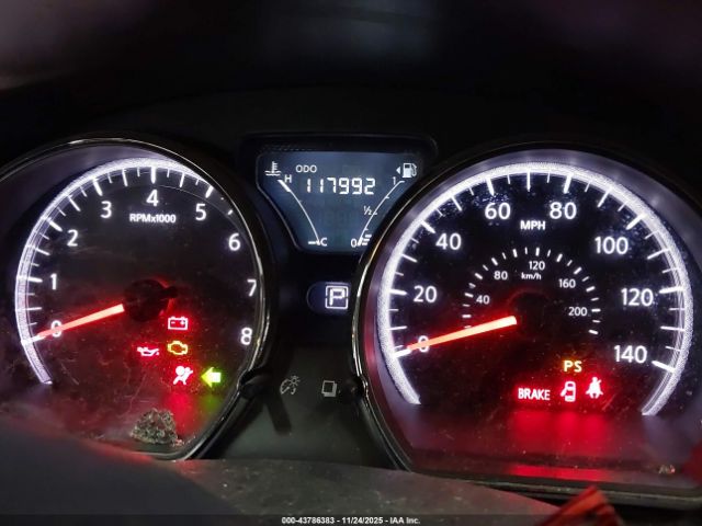 Nissan Versa Image 4