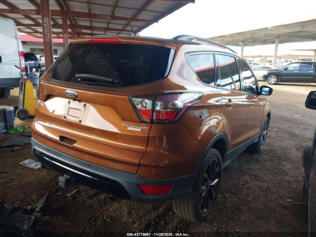 Ford Escape Titanium Image 3