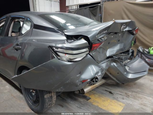 Nissan Sentra S Xtronic Cvt Image 8