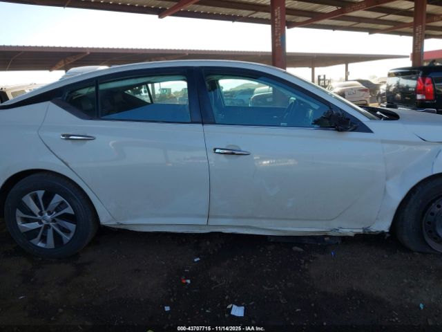 Nissan Altima S Fwd Image 10
