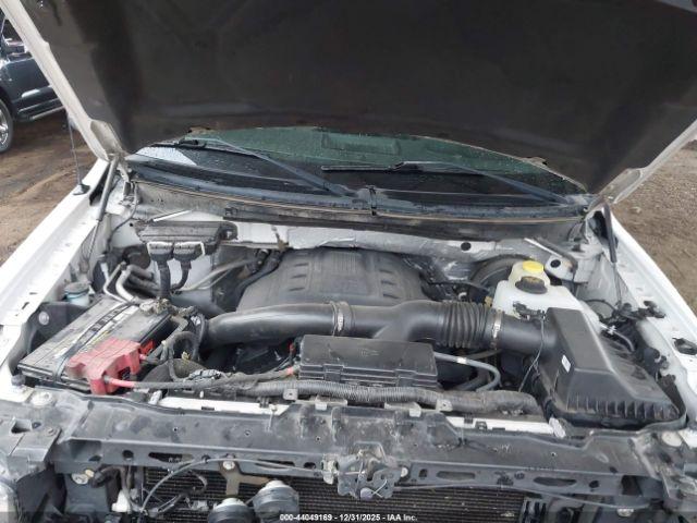 Ford F-150 Lariat Image 11