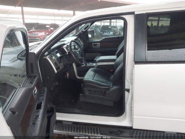 Ford F-150 Lariat Image 16