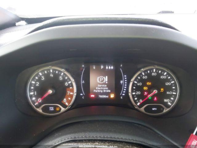 Jeep Renegade Latitude Fwd Image 6