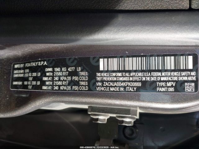 Jeep Renegade Latitude Fwd Image 5