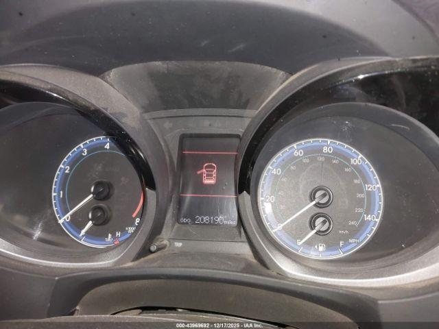 Toyota Corolla S Image 2