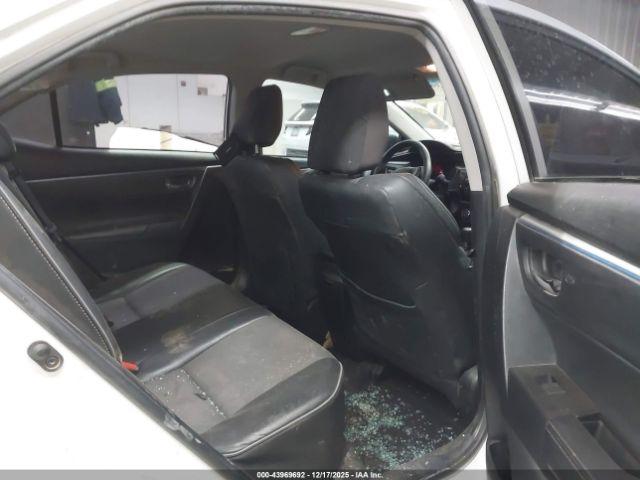 Toyota Corolla S Image 7