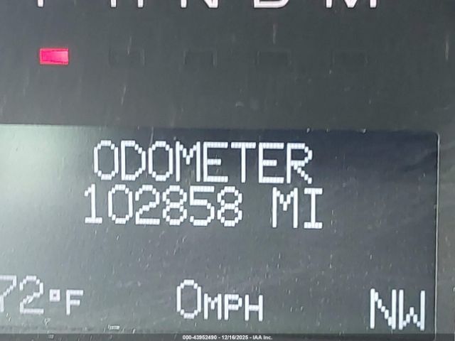 Cadillac Escalade Premium Image 17