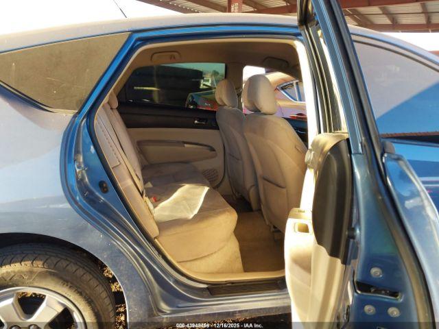 Toyota Prius Image 6