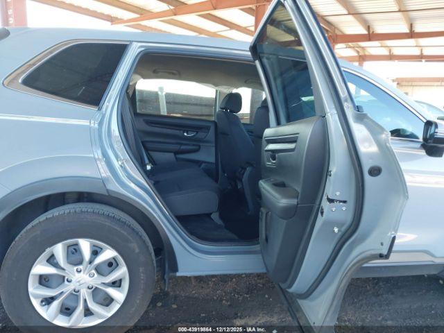 Honda CR-V Lx 2wd Image 10