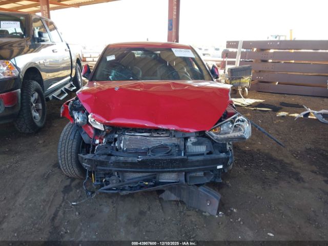 Hyundai VELOSTER Turbo Image 12