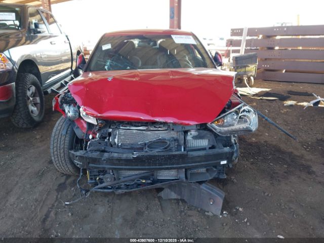 Hyundai VELOSTER Turbo Image 14