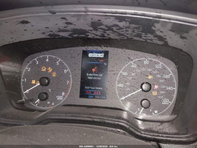 Toyota Corolla Le Image 6