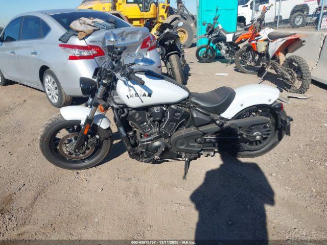 Indian Motorcycle Co Scout Sixty Bobber Limited Image 12