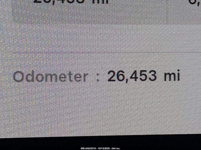 Tesla Model 3 Rear-wheel Drive Image 13