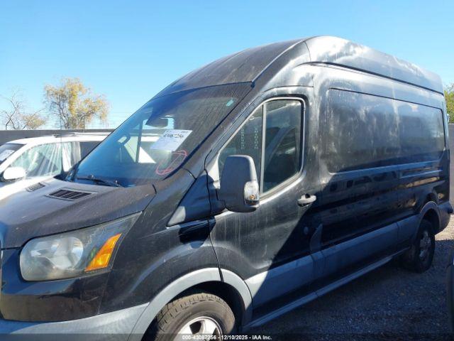 Ford Transit Image 8