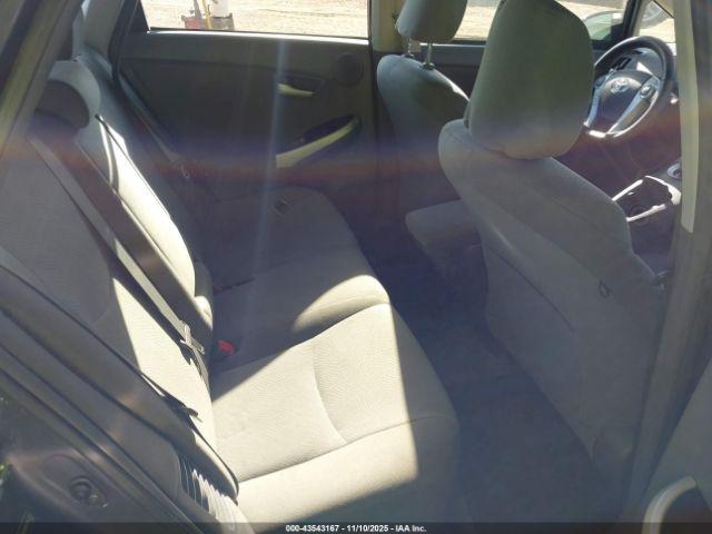 Toyota Prius Three Image 5