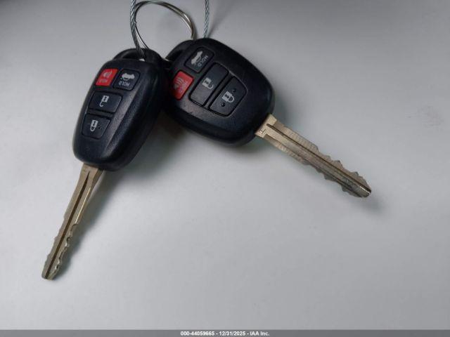 Toyota Corolla Le Image 6