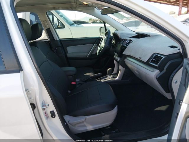 Subaru Forester 2.5i Premium Image 14