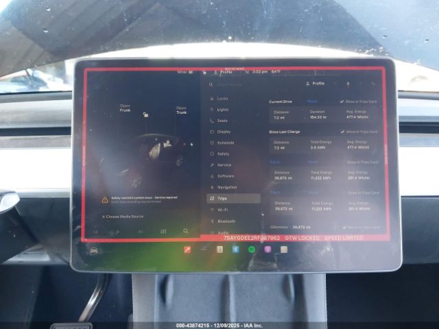 Tesla Model Y Long Range Dual Motor All-wheel Drive Image 9