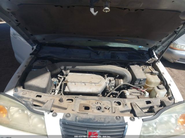 Saturn Vue V6 Image 11