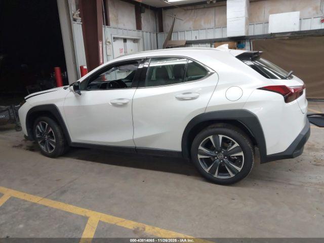 Lexus Ux Image 15