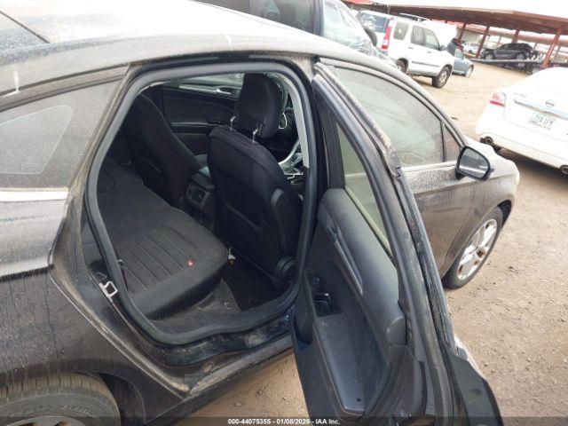 Ford Fusion Se Image 9