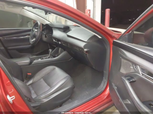 Mazda Mazda3 Premium Package Image 5