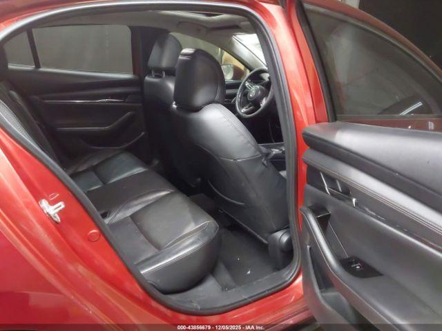 Mazda Mazda3 Premium Package Image 6