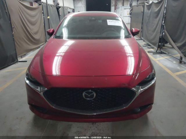 Mazda Mazda3 Premium Package Image 2