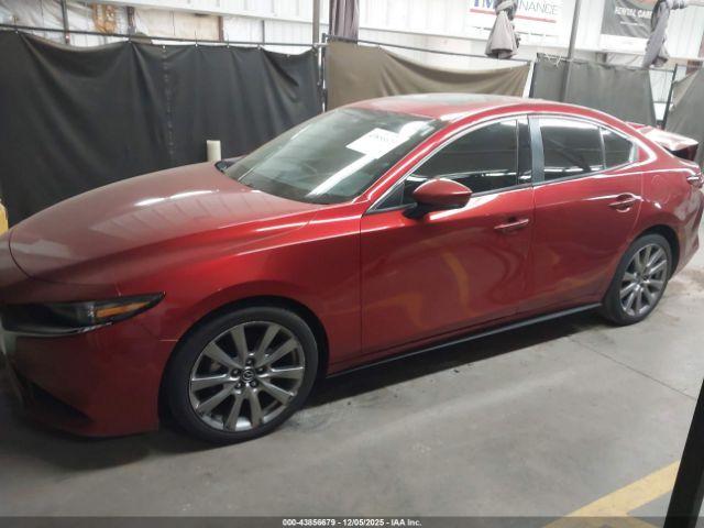 Mazda Mazda3 Premium Package Image 14